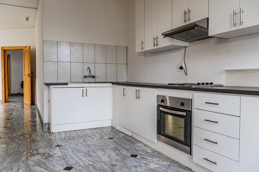 10 Bedroom Property for Sale in Bishopscourt Western Cape